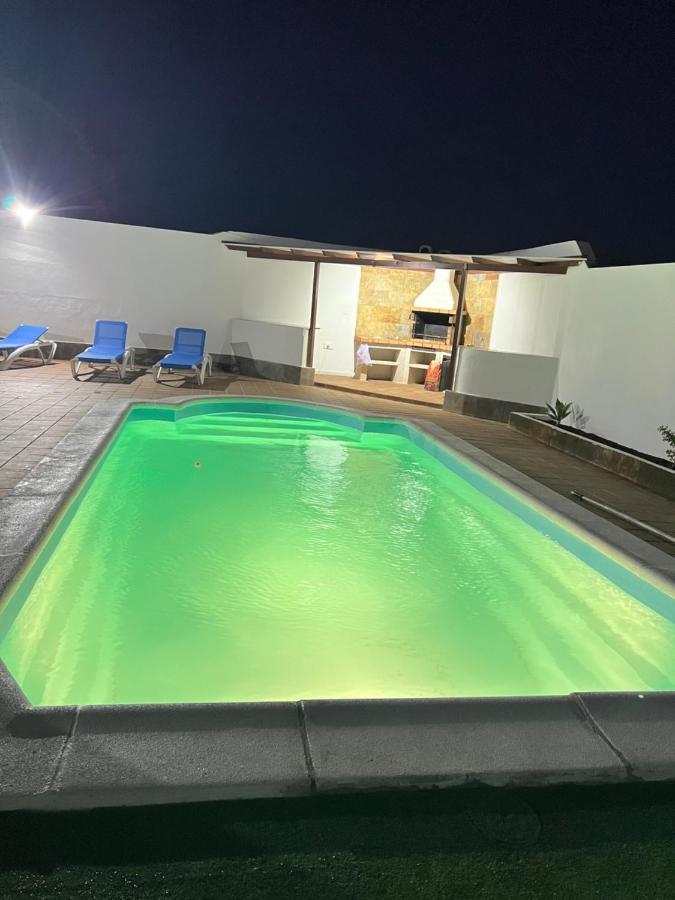 Villa Linda Playa Blanca  Exteriör bild
